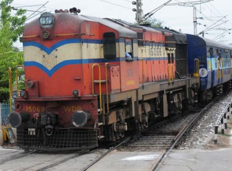 भारतीय रेल: 13000 रेल कर्मियों की खत्म होगी नौकरी, लंबे समय से हैं गैरहाजिर