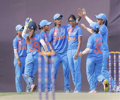 महिला एशिया कप टी20 टूर्नामेंट में भारत को हार,गेंदबाज पूनम यादव का बेस्ट प्रदर्शन