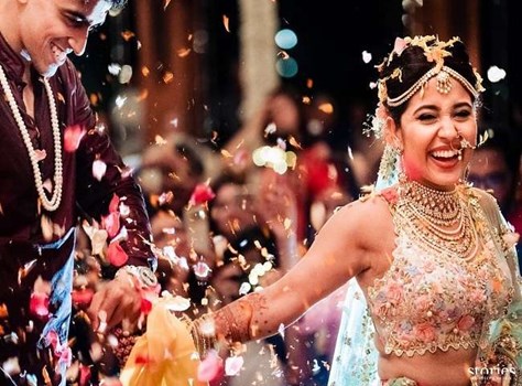 अभिनेत्री श्वेता त्रिपाठी ने ज़ाहिर की अपनी खुशी, इंस्टाग्राम पर शेयर की अपनी शादी की तस्वीर