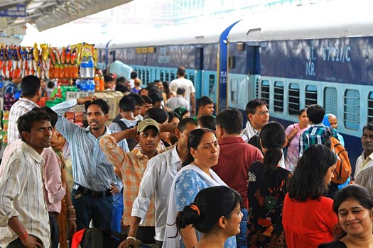 दिल्ली जाने वाले यात्रियों में बढ़ा जेबकतरों और स्नैचरों का खौफ