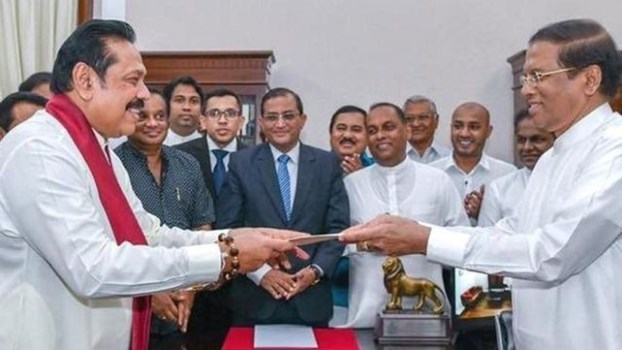 श्री लंका में राष्ट्रपति और प्रधानमंत्री के बीच चल रहा संघर्ष बना  भारत की नई टेंशन