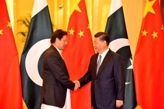 विदेश मुद्रा की भारी तंगी के दौर से गुजर रहे पाकिस्तान ने मांगी चीन से मदद