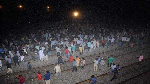 अमृतसर रेल हादसा: जांच रिपोर्ट में पटरी पर खड़े लोगों को बताया गया लापरवाह 