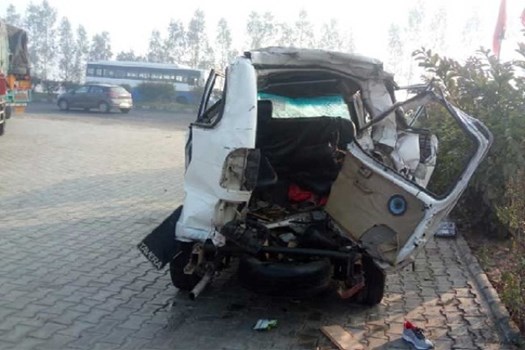 अंबाला: गाड़ियों में अज्ञात वाहन ने मारी टक्कर, सात लोगों की मौत, चार घायल