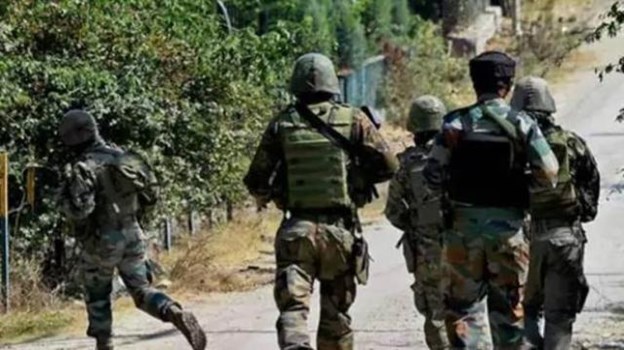 जम्मू-कश्मीर: शोपियां में सुरक्षाबलों को बड़ी कामयाबी, जैश कमांडर समेत 2 आतंकी ढेर 