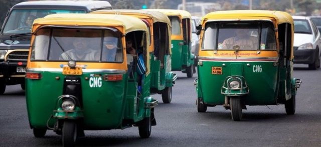 दिल्ली में 6 साल बाद ऑटो के किराये में बढ़ोतरी, नहीं ली गई उपराज्यपाल की मंजूरी