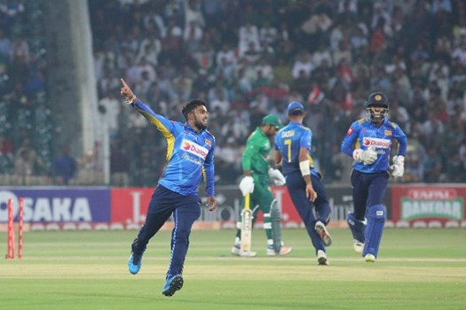 श्रीलंका ने दूसरे टी-20 मैच में पाक को 35 रनों से हराया, सीरीज पर बनाई अजेय बढ़त
