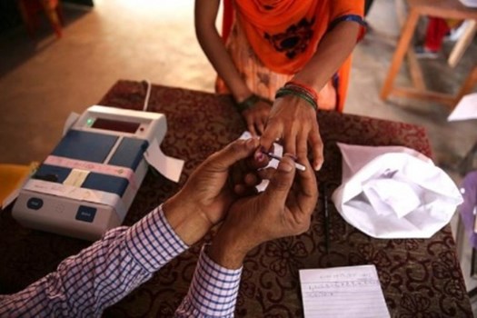 हिमाचल: विधानसभा उपचुनाव में 4 बजे तक पच्छाद में 59.39 और धर्मशाला में 52.18 प्रतिशत मतदान