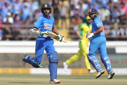 INDvsAUS: भारत ने ऑस्ट्रेलिया से लिया बदला, दूसरे वनडे में दी करारी शिकस्त