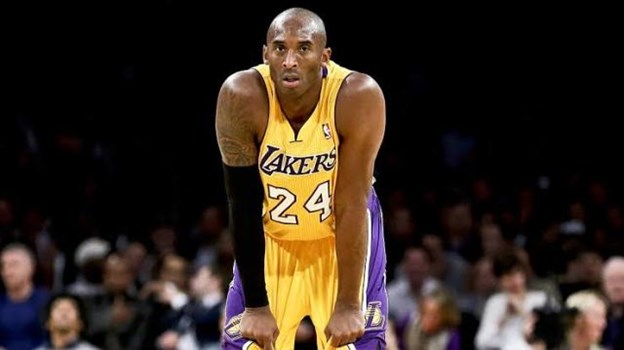 बास्केटबॉल स्टार Kobe Bryant की दुर्घटना में मौत, फैन्स में शोक की लहर