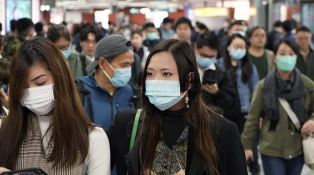 चीन में कोरोना वायरस का कहर जारी, मरने वालों की संख्या 2000 के पार...  