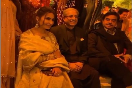 गुपचुप शादी अटेंड करने PAK पहुंचे शत्रुघ्न सिन्हा? हैरान रह गए लोग 