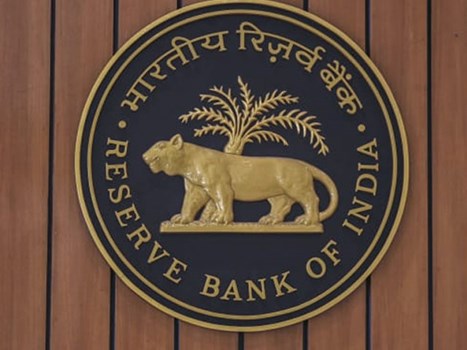 कोरोना संकट: RBI ने म्यूचुअल फंड्स के लिए 50000 करोड़ की विशेष नकदी सुविधा का किया ऐलान