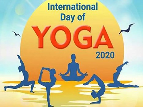 जानिए कैसे हुई थी International Yoga Day की शुरुआत और योग से शरीर को होने वाले फायदों के बारे में !