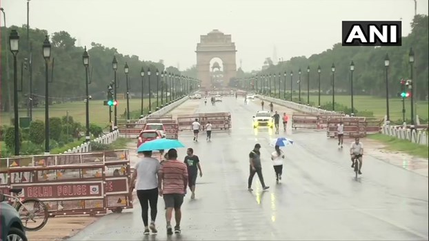 दिल्ली-एनसीआर में मानसून की जोरदार बारिश ने गर्मी से दिलाई निजात