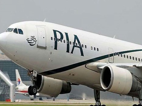 पाकिस्तान को बड़ा झटका, यूरोपीय देशों के बाद अमेरिका ने भी PIA की उड़ानों पर लगाया प्रतिबंध