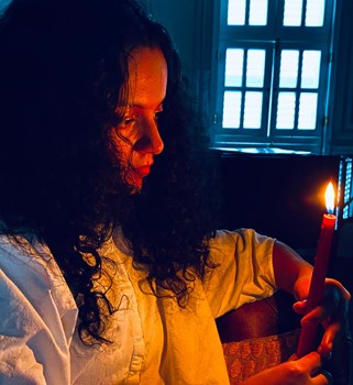 सुशांत के लिए कंगना रनौत ने डिजिटल प्रोटेस्ट में लिया हिस्सा जलाया दिया