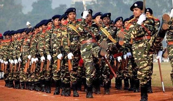 अब सेना में महिला अफसर भी पा सकेंगी स्थायी कमीशन, रक्षा मंत्रालय ने दी मंजूरी