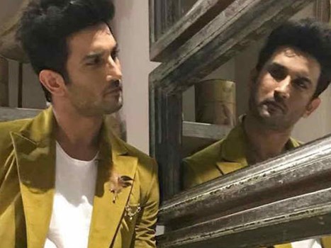 सुशांत सिंह राजपूत केस : सीबीआई ने रिया चक्रवर्ती समेत 6 लोगों के खिलाफ दर्ज की FIR