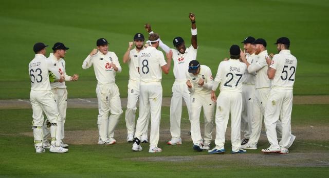 ENG vs PAK:  इंग्लैंड के गेंदबाजों का कमाल, पाकिस्तान की दूसरी पारी चरमराई