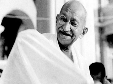 Gandhi Jayanti Special: बापू के जीवन से जुड़ी ये बातें आपको ले जा सकती है सफलता की राह पर, जानें...