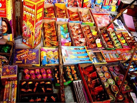 कपूरथला: घर,दुकान और भीड़भाड़ वाले इलाकों में पटाखों के भंडारण एवं बिक्री पर रोक,SDM ने दिए निर्देश