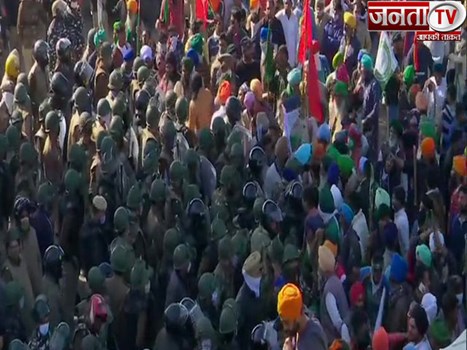 दिल्ली कूच पर अड़े किसान, टिकरी बॉर्डर पर पुलिस के साथ हुई झड़प, 6 मेट्रो स्टेशन बंद