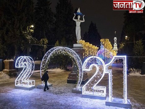 नए साल के जश्न पर कोरोना की मार, दिल्ली-मुंबई समेत इन राज्यों ने लगाई ये बंदिशें 