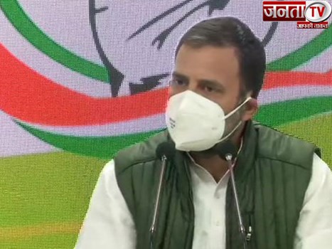 किसानों के खिलाफ ‘किलेबंदी’ ठीक नहीं, बातचीत कर समस्या का समाधान निकाले सरकार : राहुल गांधी