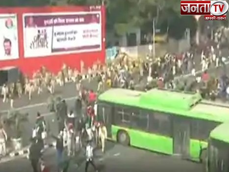 किसान आंदोलन के बीच बड़ा फैसला: केजरीवाल सरकार ने दिल्ली पुलिस से वापस मांगी DTC बसें, जानें वजह 