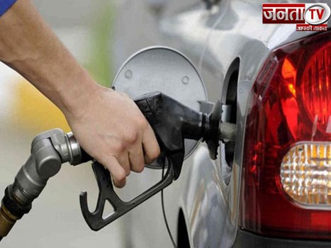 Petrol Diesel Price: लगातार 12वें दिन बढ़ी पेट्रोल-डीजल की कीमत, आम आदमी का हाल बेहाल
