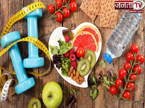 गर्मियों में रहना है बीमारियों से दूर, तो इन चीजों को अपनी आदतों में करें शामिल 