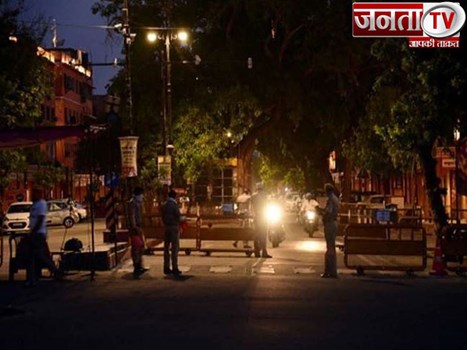 दिल्ली के बाद अब नोएडा, गाजियाबाद और गौतमबुद्ध नगर में लगा नाइट कर्फ्यू लागू,यहां जानें नई गाइडलाइंस