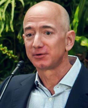 Jeff Bezos ने नीलाम की अपनी बगल की सीट,गुमनाम यात्री अंतरिक्ष की सैर के लिए 205 करोड़ देने को तैयार 