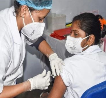 चरखी दादरी जिले के इस गांव में शत-प्रतिशत लोगों ने लगवाया कोरोना का टीका 