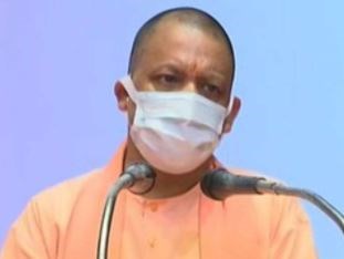 UP के खिलाफ नापाक मंसूबे रखने वालों को CM योगी की चेतावनी,जनता को दिलाया विकास और सुरक्षा का भरोसा