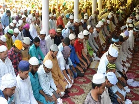 Eid al-Adha 2021: कोरोना से बचाव के बीच पूरे देश में ईद की धूम, राष्ट्रपति और PM मोदी ने दी बधाई