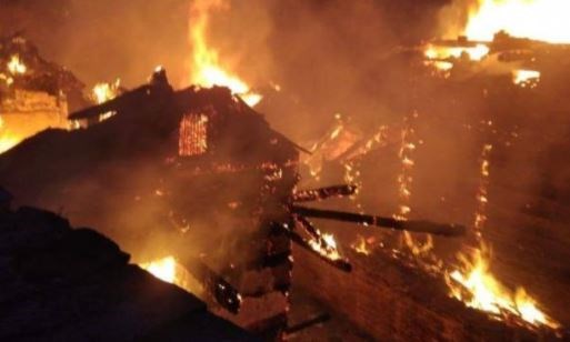 Himachal Pradesh:  घर में अचानक लगी भीषण आग, तीन बच्चों समेत चार लोग जिंदा जले
