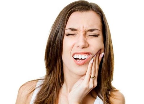Health:क्या आप दांत में कीड़ा लगने की समस्या से हैं परेशान? ये 3 घरेलू नुस्खे अपनाने से मिलेगी राहत