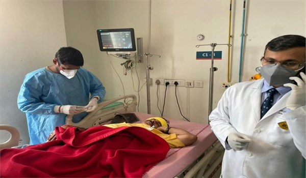 BJP सांसद मनोज तिवारी हुए चोटिल, छठ के बैन पर केजरीवाल के खिलाफ कर रहे थे प्रदर्शन