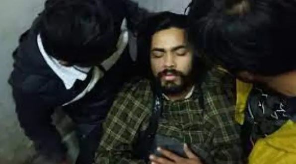 JNU में ABVP और वाम गठबंधन के बीच झड़प, मारपीट में कई छात्र घायल