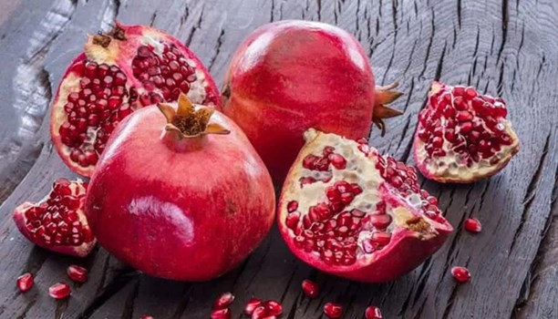 Health Tips: रोजाना इस समय खाएं अनार, मिलेंगे गजब के फायदे