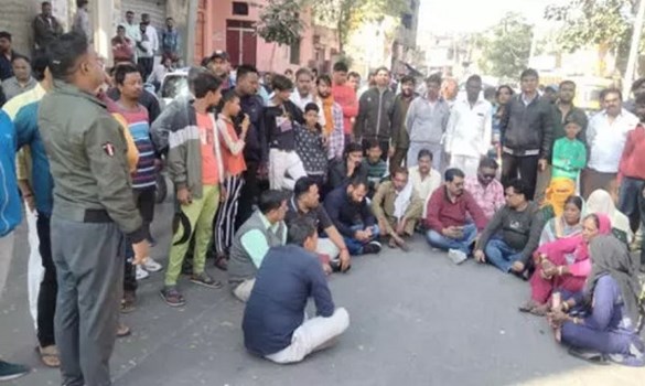  Haryana: नगरपालिका कर्मचारी संघ के प्रधान पर हमला, गुस्साए लोगों ने जाम किया रोड