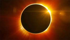 Surya and Chandra Grahan : साल 2022 में कुल कितने सूर्य और चंद्र ग्रहण लगेंगे, जानें भारत का सही समय