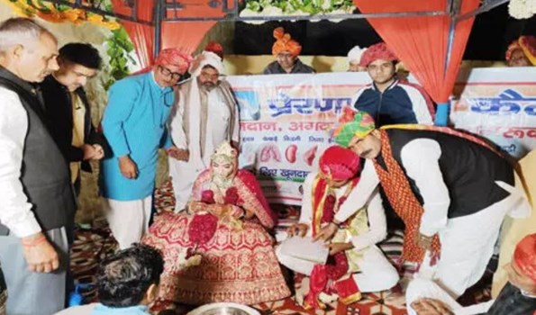 यादगार शादी: दूल्हा-दुल्हन समेत बारातियों ने किया ऐसा अनोखा काम, जानें वजह