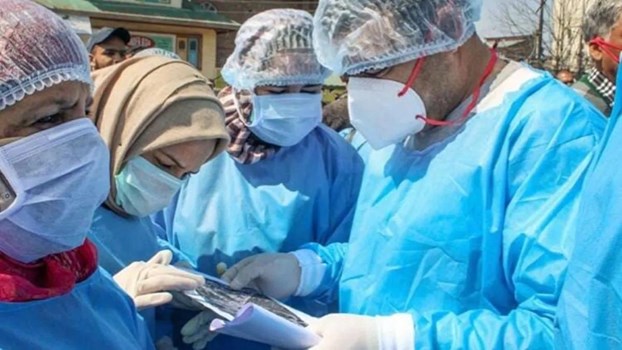 देश में कोरोना की रफ्तार तेज, एक दिन सामने आए 1,68,063 केस, जानें कितना है पॉजिटिव रेट