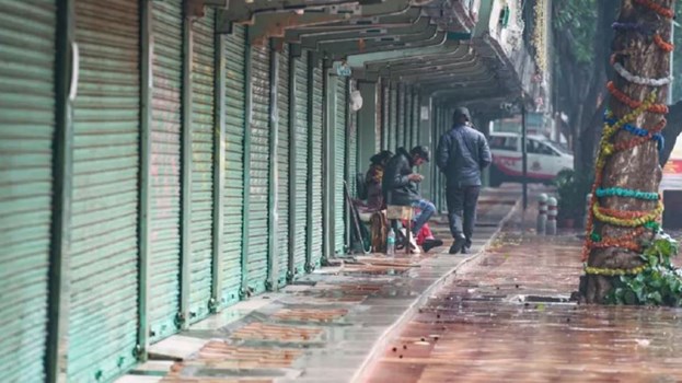 DDMA का बड़ा फैसला, दिल्ली में सभी प्राइवेट दफ्तरों को बंद करने का दिया आदेश