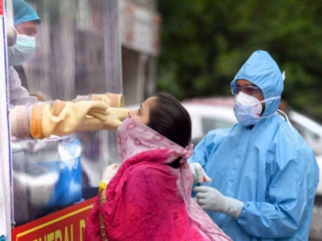 देश पर मंडराया कोरोना संकट, 24 घंटे में दर्ज किए गए 3,47,254  नये मामले