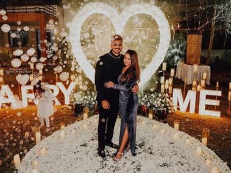 भारतीय टीम के दिग्गज ऑलराउंडर अक्षर पटेल ने की सगाई, खुद साझा की तस्वीरें