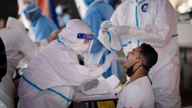 Corona Updates: बीते 24 घंटे में कोरोना के 1.27 लाख से ज्यादा नए मामले दर्ज,  1059 लोगों की मौत